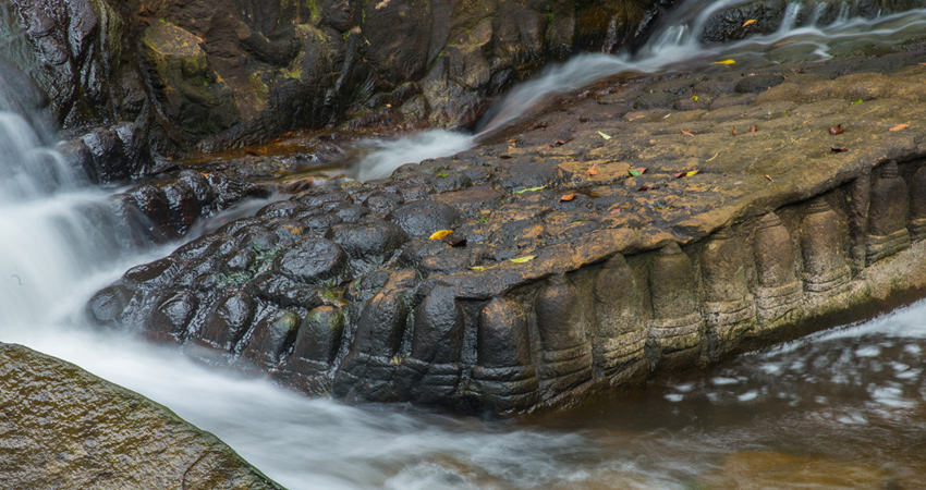 Phnom Kulen and 1000 Lingas River - Private Day Tour from Siem Reap