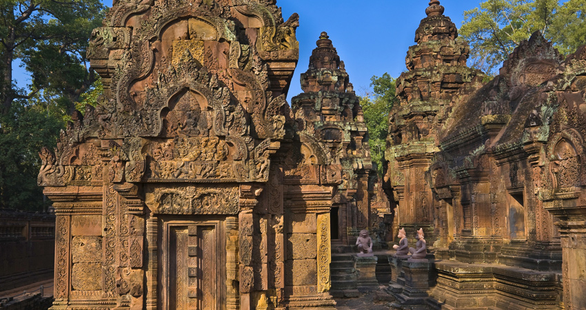 Full-day Banteay Srei, Preah Dak, and Temples Tour from Siem Reap