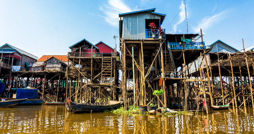 Tonle Sap Lake and Kampong Phluk Private Half Day tour from Siem Reap